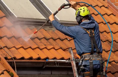 Démoussage et hydrofuge de toiture à Thénorgues